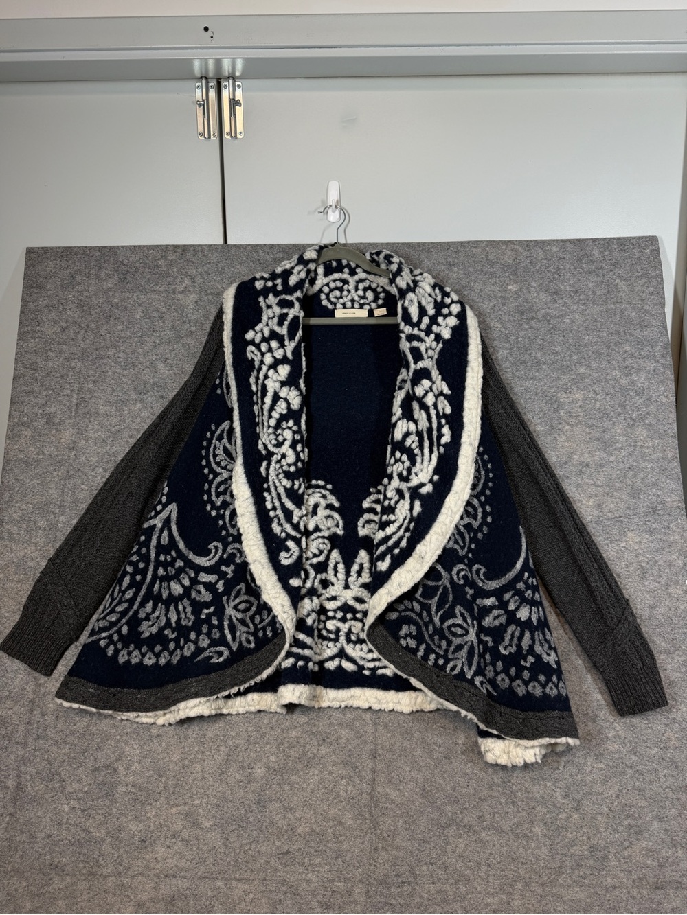 Sleeping on Snow Wool Blend Cardigan Navy Medium Boho Paisley Artsy Cozy Chic